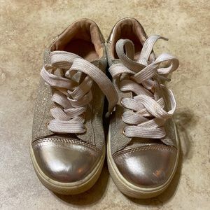 Gold Cynthia row let girls shoes